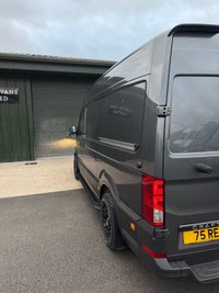 USED 2025 75 VOLKSWAGEN CRAFTER VOLKSWAGEN CRAFTER COMMERCE PLUS MWB 2.0TDI 140PS INDIUM GREY 