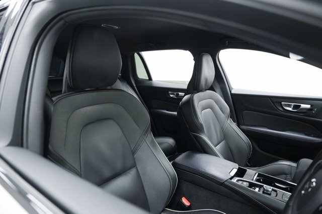 2020 VOLVO V60 2.0h T6 Recharge 11.6kWh R-Design Auto AWD Euro 6 (s/s) 5dr - Photo 12