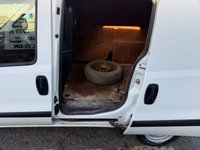 USED 2015 15 VAUXHALL COMBO 1.3 CDTi 2000 16v Panel Van 3dr Diesel Manual FWD L1 H1 (133 g/km, 89 bhp)**NO VAT**FINANCE AVAILABLE** 