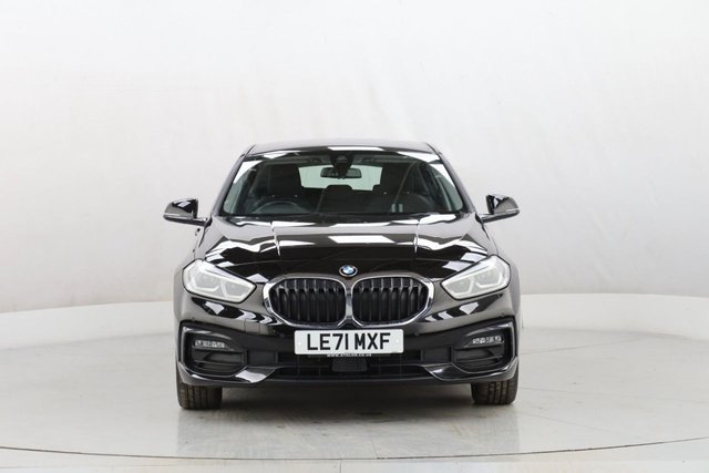 2022 BMW 1 Series 1.5L Sport 5dr - Photo 3