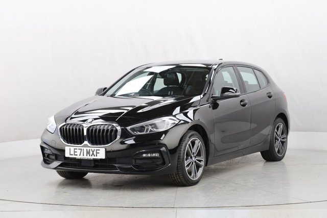 2022 BMW 1 Series 1.5L Sport 5dr - Photo 5