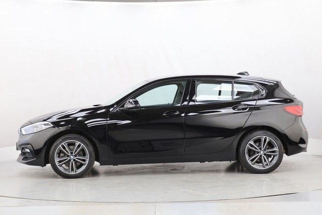 2022 BMW 1 Series 1.5L Sport 5dr - Photo 6