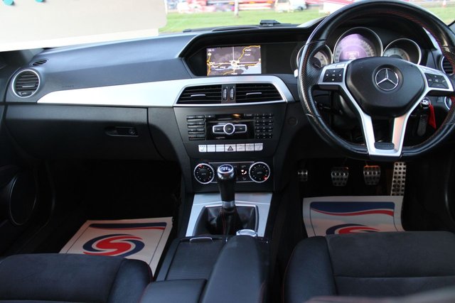 2013 MERCEDES-BENZ C-CLASS 2013 2.1 C220 CDI AMG Sport Plus 2013,Sat Nav,Bluetooth,Half Leather,Park Sensors,Superb Condition - Photo 5