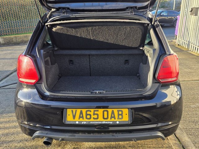 2016 Volkswagen Polo 1L R-Line 5dr - Photo 6