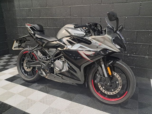 View our CFMOTO 300SR