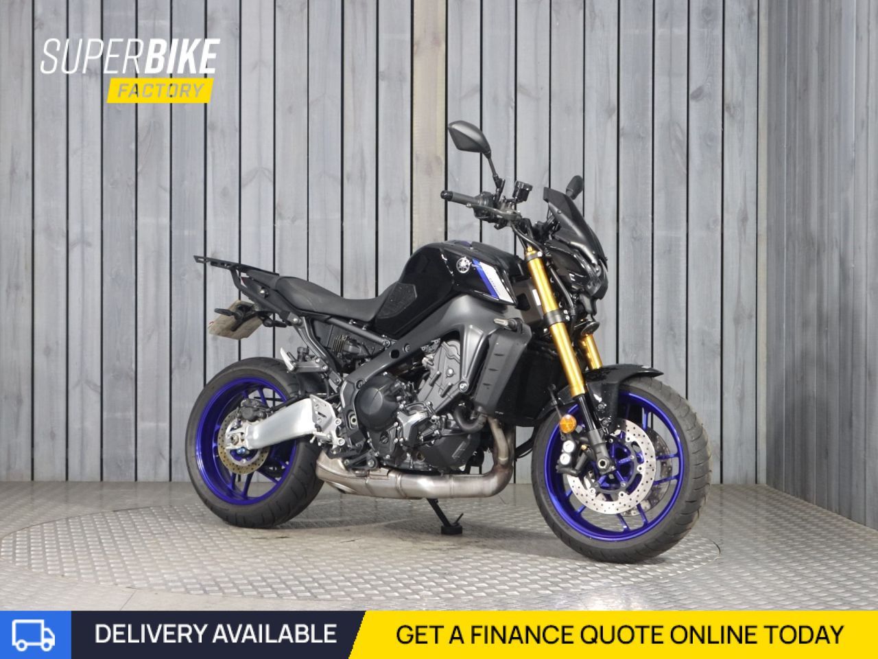 YAMAHA MT-09