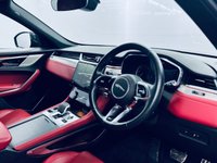 USED 2022 72 JAGUAR F-PACE 2.0 D200 MHEV R-Dynamic SE SUV 5dr Diesel Auto AWD Euro 6 (s/s) (204 ps) BlackPack|20"Alloys|MarsRed|Finance Available