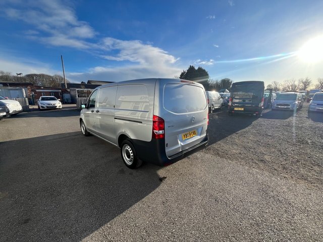 2019 Mercedes-Benz Vito 1.7L Pure 5dr - Photo 9