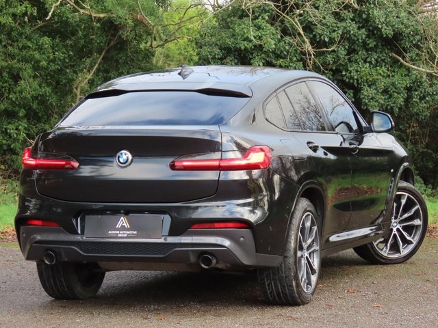 2021 BMW X4 - Photo 5
