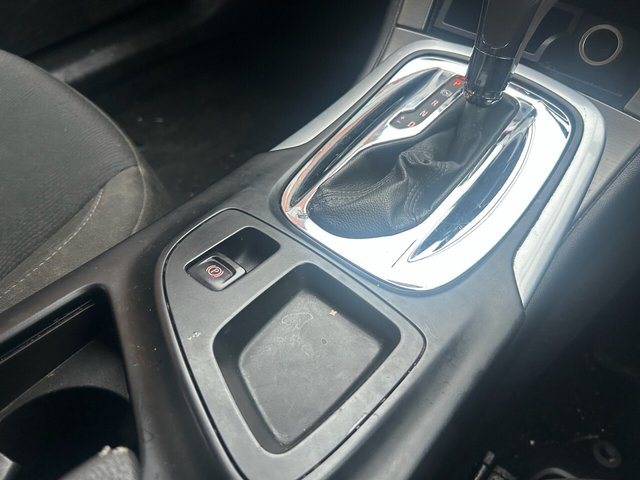 2010 Vauxhall Insignia 2L Exclusiv 5dr - Photo 9