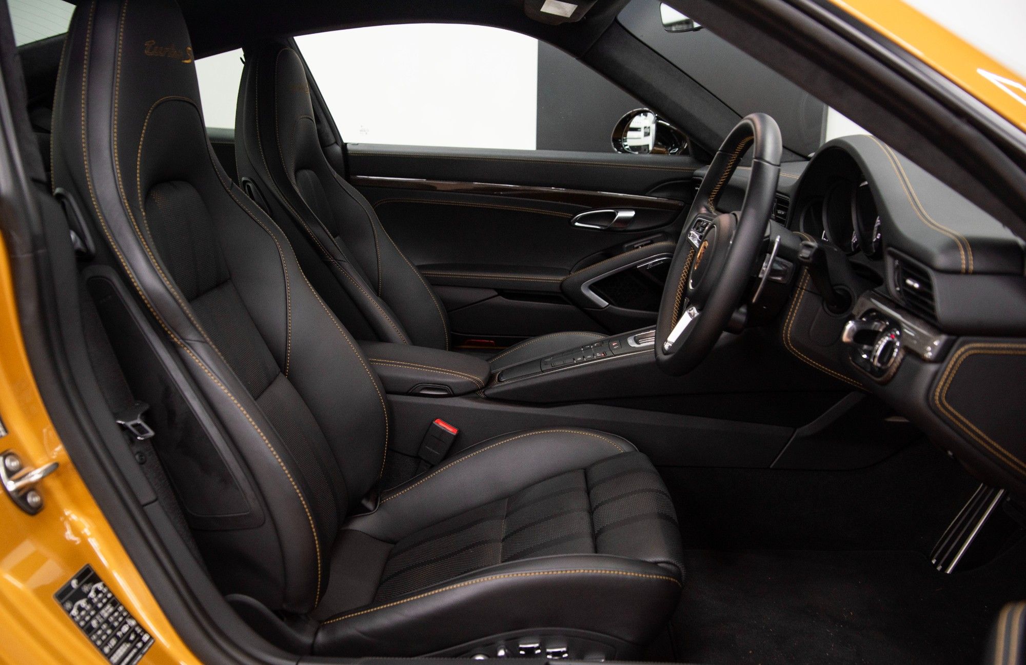 USED 2018 18 PORSCHE 911 3.8T 991 Turbo S Exclusive Series 