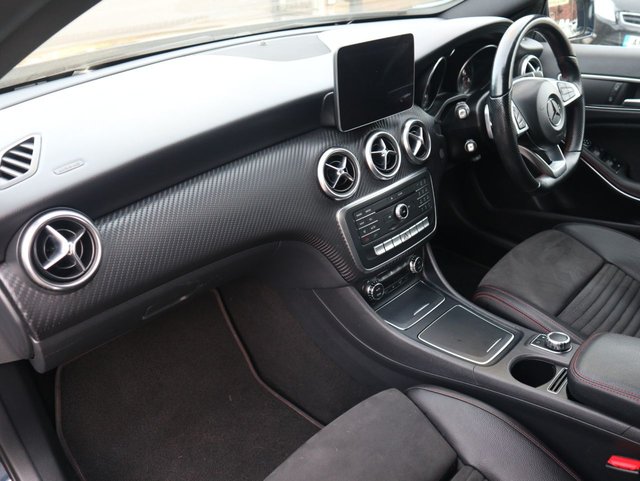 2018 Mercedes-Benz A-Class 1.5L Amg Line 5dr - Photo 7