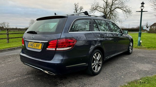 2016 MERCEDES-BENZ E-CLASS 2.1 E220 BlueTEC SE Estate 5dr Diesel G-Tronic+ Euro 6 (s/s) (177 ps) - Photo 8