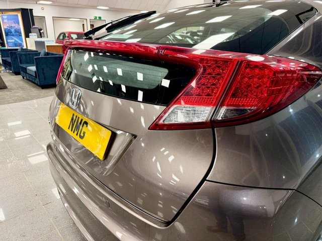 2013 Honda Civic 1.8L Ex 5dr - Photo 8