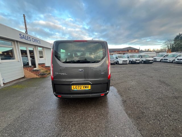 2022 Ford Tourneo Custom 2L Titanium 5dr - Photo 6
