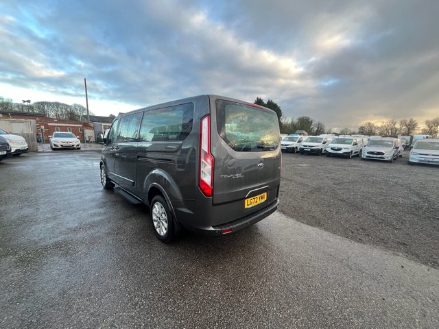 2022 Ford Tourneo Custom 2L Titanium 5dr - Photo 4