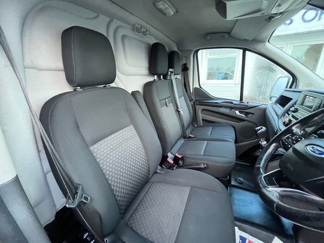 2019 Ford Transit Custom 2L Trend 5dr - Photo 12
