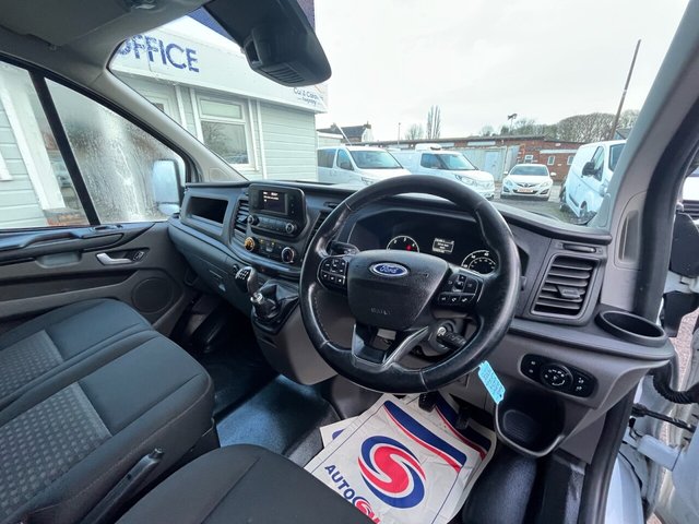 2019 Ford Transit Custom 2L Trend 5dr - Photo 11