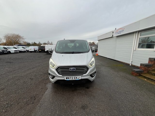 2022 Ford Tourneo Custom 2L Titanium 5dr - Photo 2
