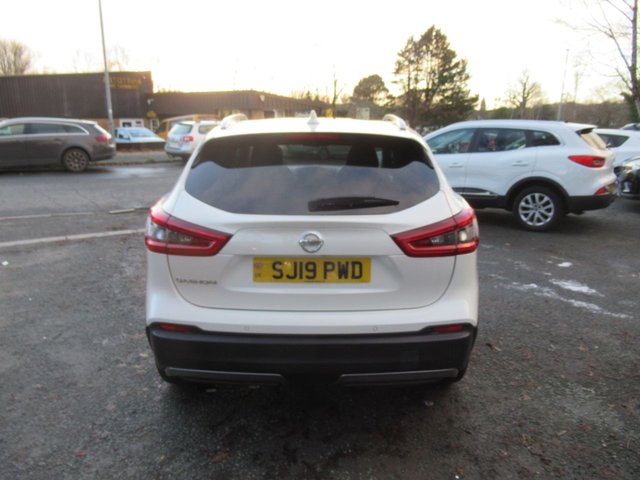 2019 NISSAN QASHQAI 1.5 dCi N-Connecta SUV 5dr Diesel Manual Euro 6 (s/s) (115 ps) - Photo 8