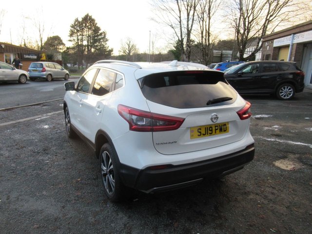 2019 NISSAN QASHQAI 1.5 dCi N-Connecta SUV 5dr Diesel Manual Euro 6 (s/s) (115 ps) - Photo 9