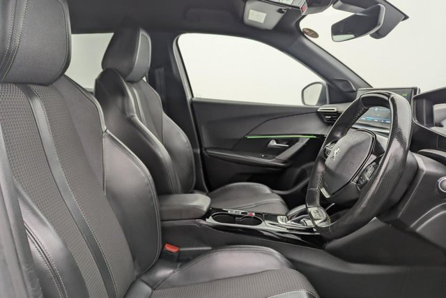 2021 Peugeot E-2008 - Photo 3