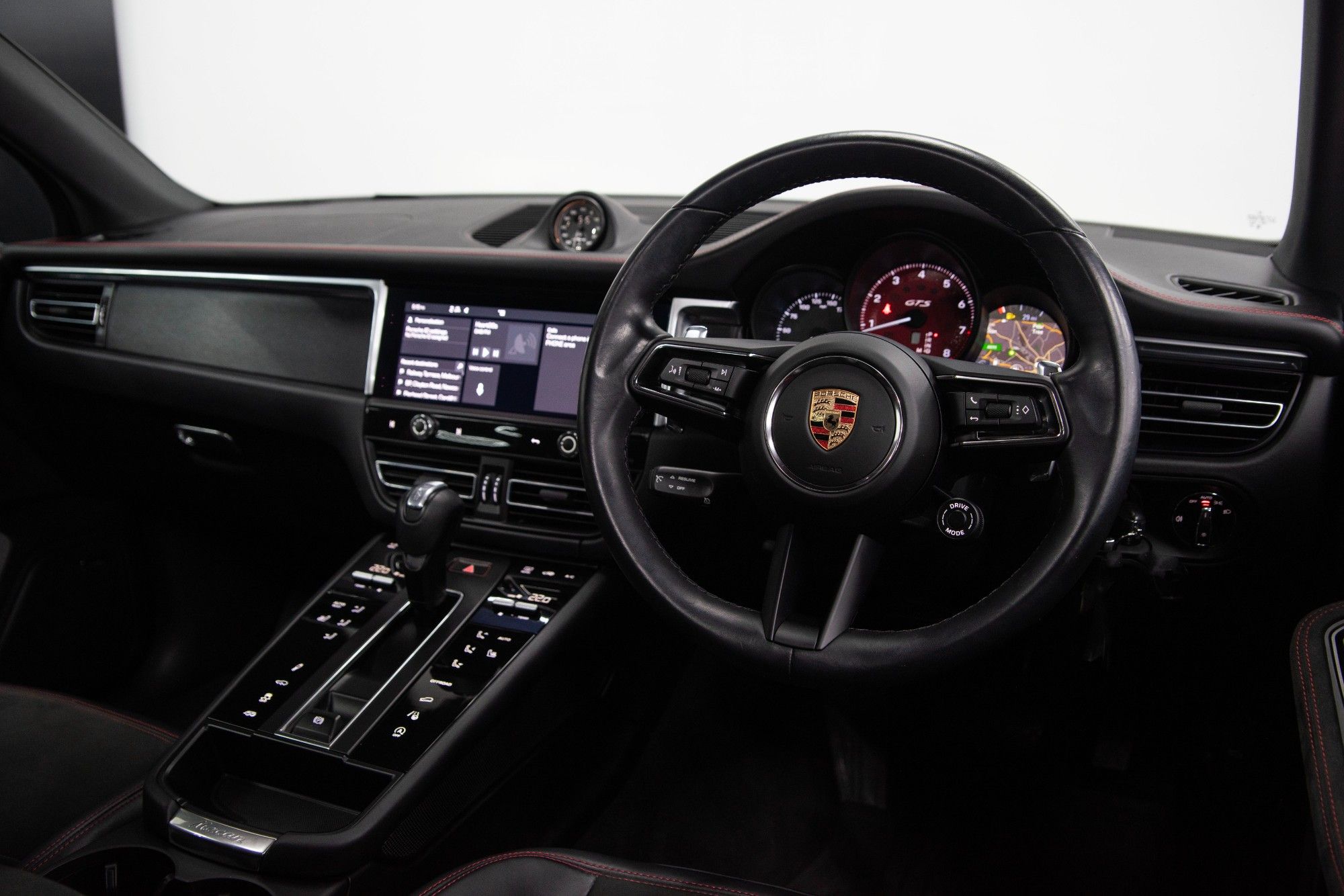 USED 2023 73 PORSCHE MACAN 2.9T V6 GTS  