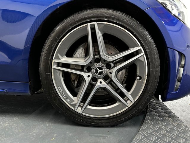 2019 MERCEDES-BENZ C-CLASS 2019 2.0 C220d AMG Line (Premium Plus) Saloon 4dr Diesel G-Tronic+ Euro 6 (s/s) (194 ps) - Photo 9
