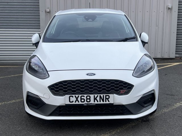 2018 FORD FIESTA - Photo 8