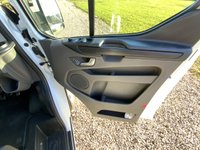 USED 2022 72 FORD TRANSIT CUSTOM 2.0 320 EcoBlue Trend 9 seat  minibus  5dr Diesel Manual L2 H1 Euro 6 (s/s) (130 ps) BEST VALUE VANS IN UK,5 STAR REVIEW