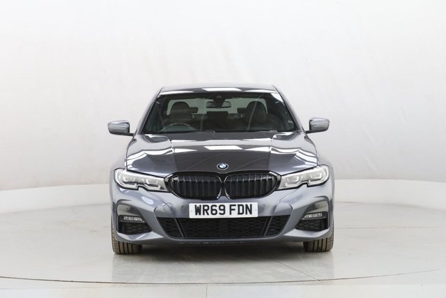 2019 BMW 3 Series 2L M Sport 4dr - Photo 3