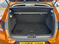 USED 2020 69 RENAULT CAPTUR 1.0 TCe Iconic SUV 5dr Petrol Manual Euro 6 (s/s) (100 ps) 