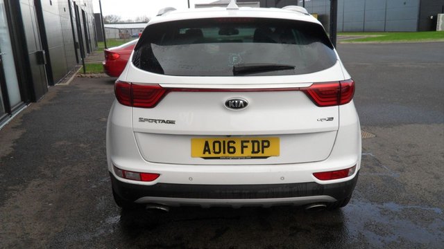 2016 KIA SPORTAGE 2.0 CRDi GT-Line SUV 5dr Diesel Manual AWD Euro 6 (134 bhp)2 OWNERS,FSH,SAT-NAV,CAMERA. - Photo 8