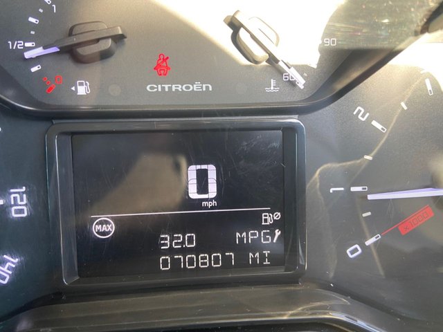 2017 CITROEN C3 1.2 PureTech Feel Hatchback 5dr Petrol Manual Euro 6 (82 ps) - Photo 11