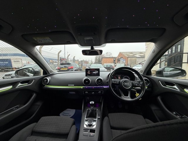 2017 AUDI A3 - Photo 2