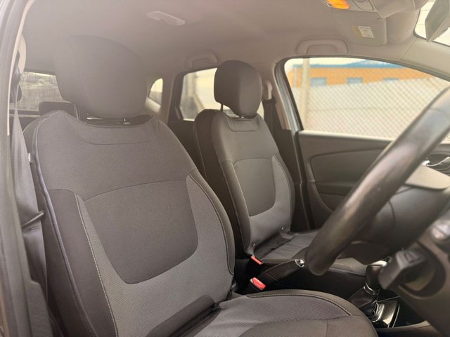 2017 RENAULT CAPTUR - Photo 5