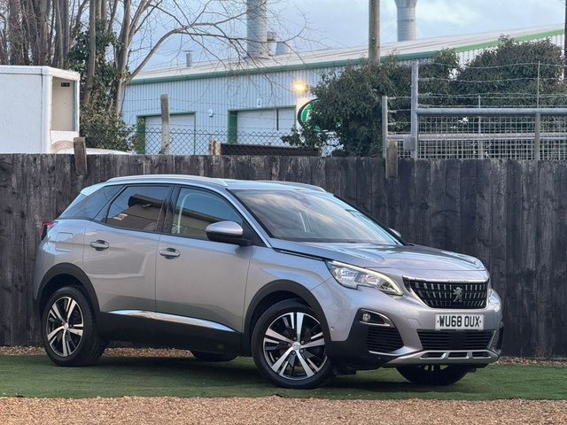 2018 PEUGEOT 3008 - Photo 5