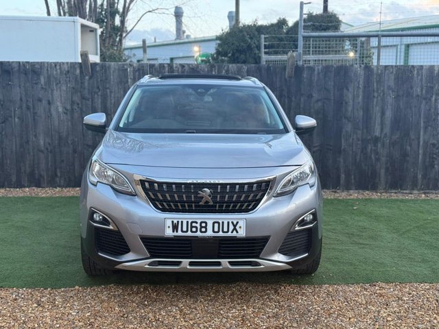 2018 PEUGEOT 3008 - Photo 6