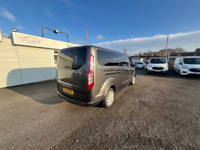 2021 Ford Tourneo Custom 2L Titanium 5dr - Photo 9