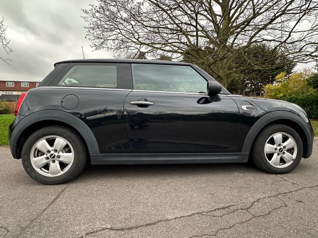 2015 MINI HATCH - Photo 9
