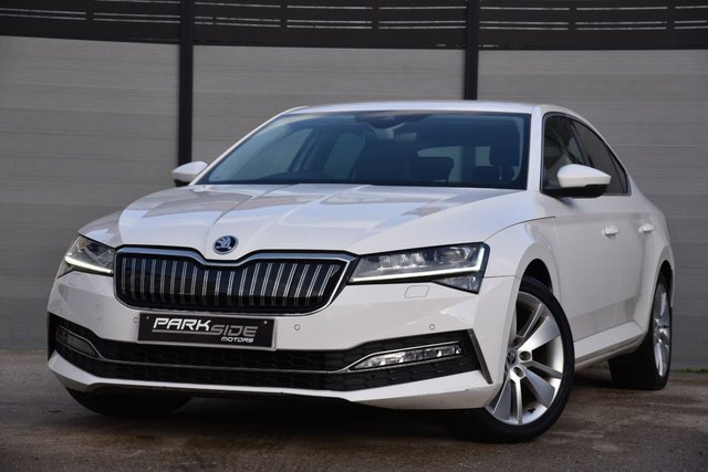 2020 SKODA SUPERB - Photo 5
