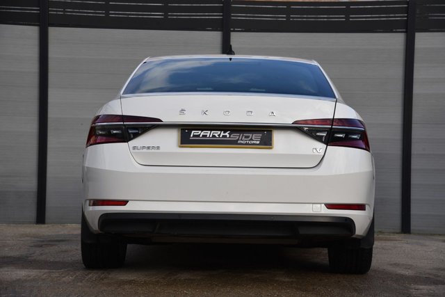 2020 SKODA SUPERB - Photo 10
