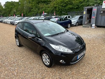 2011 FORD FIESTA