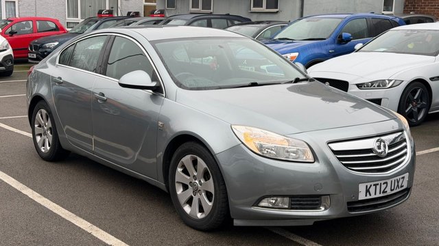 View our VAUXHALL INSIGNIA
