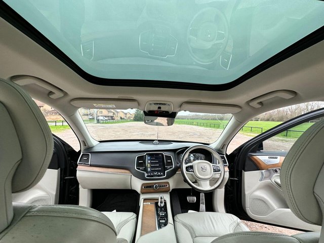 2016 VOLVO XC90 - Photo 12