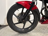 USED 2013 63 HONDA CBF125M JUST BEEN SERVICED - TOP BOX COMES WITH NEW MOT AND WARRANTY