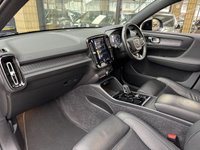 USED 2020 70 VOLVO XC40 2.0 B4 MHEV R-Design Pro SUV 5dr Petrol Hybrid Auto Euro 6 (s/s) (197 ps) Panoramic | Lounge Pack | HK