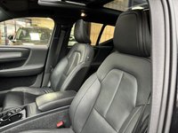 USED 2020 70 VOLVO XC40 2.0 B4 MHEV R-Design Pro SUV 5dr Petrol Hybrid Auto Euro 6 (s/s) (197 ps) Panoramic | Lounge Pack | HK