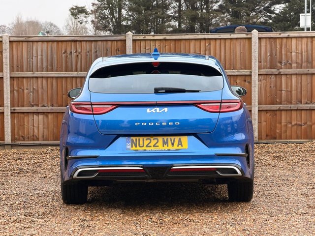 2022 KIA PROCEED - Photo 4