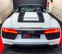 USED 2017 R AUDI R8 5.2 FSI V10 Spyder 2dr Petrol S Tronic quattro Euro 6 (s/s) (540 ps) 